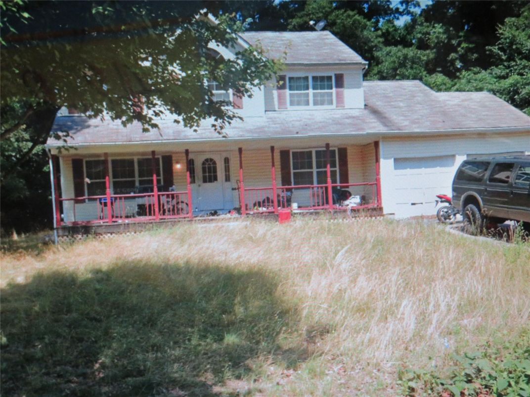 Attached, Exterior, Facade, Brick Facade, Cape Cod