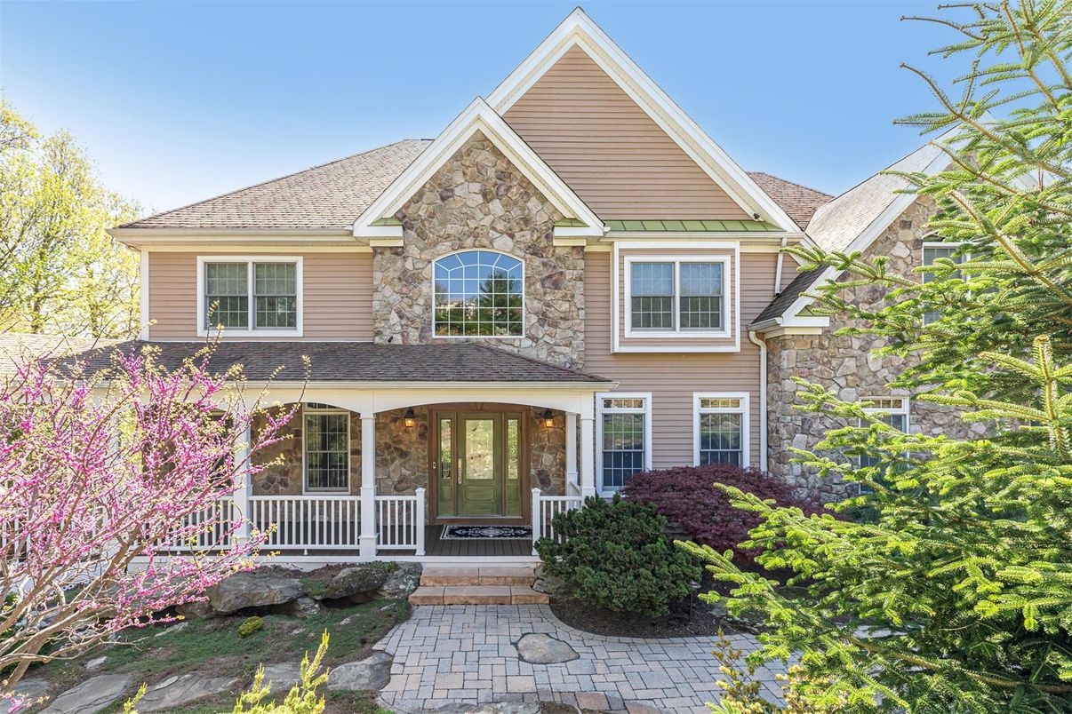 Exterior, Facade, Brick Traditional