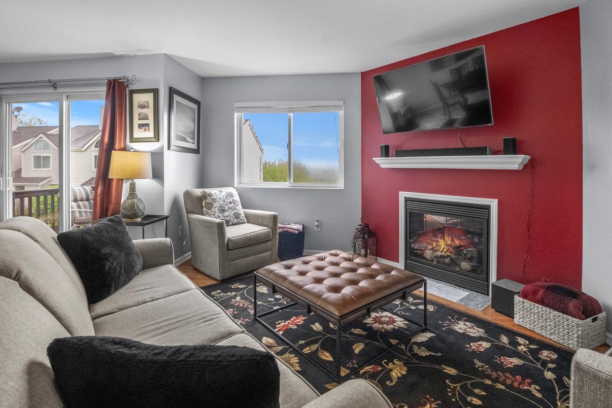 Fireplace, Interior, Living room