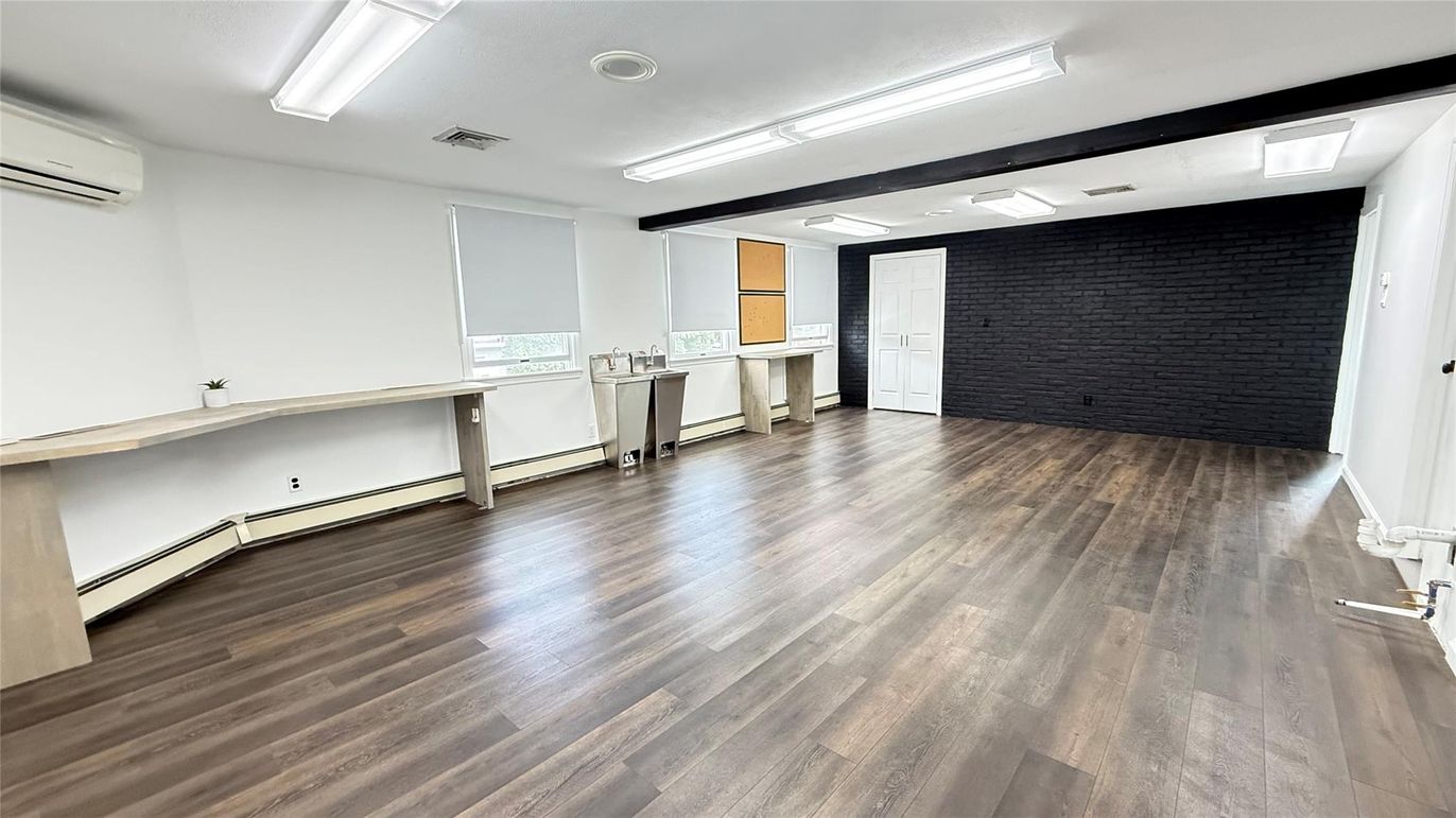 Empty room, Interior, Recessed Lighting, Stone Walls, Wood Texture Flooring