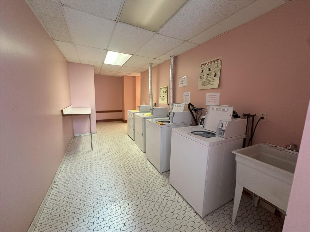 Interior, Recessed Lighting, Washer