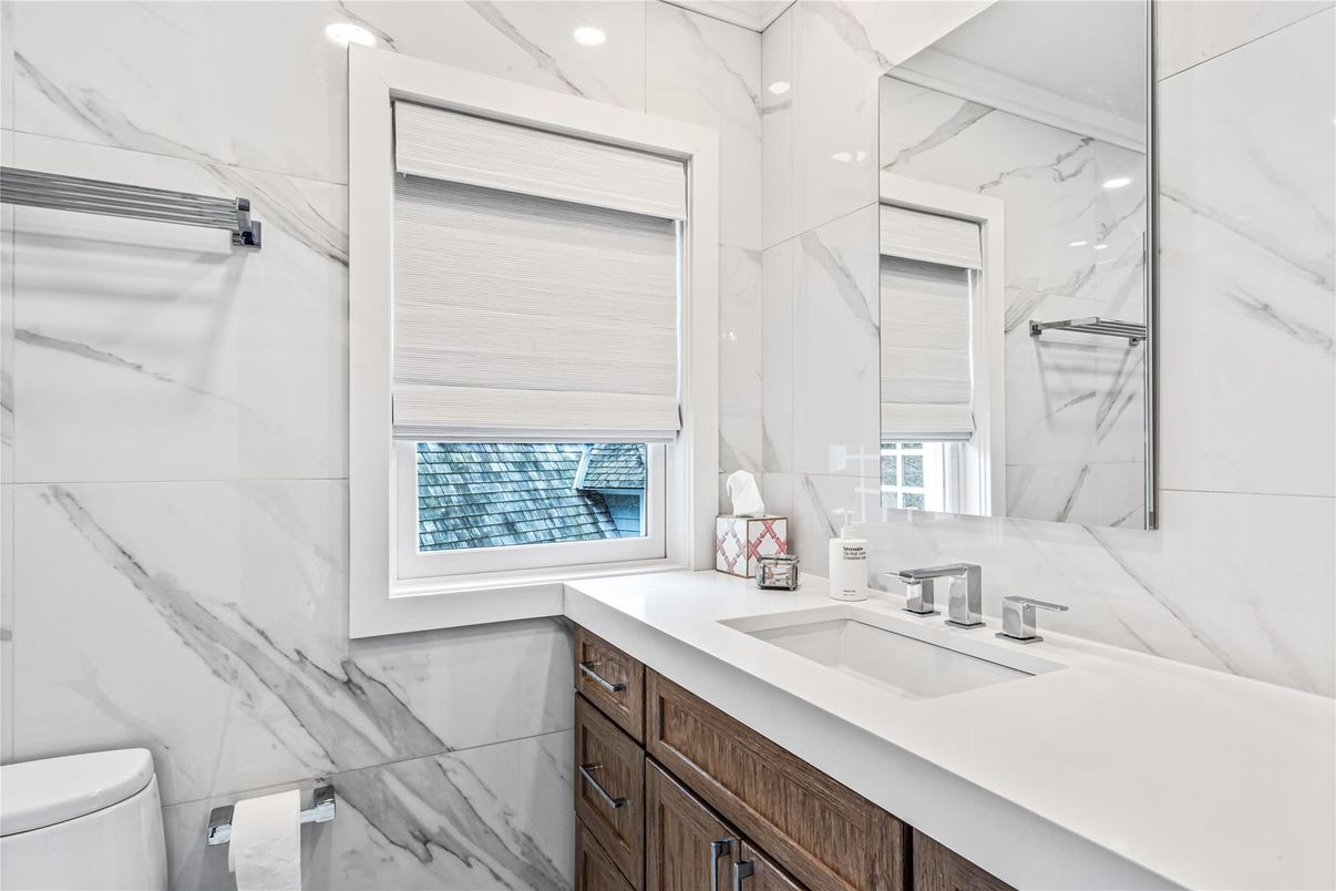 Bathroom, Interior, Marble Walls