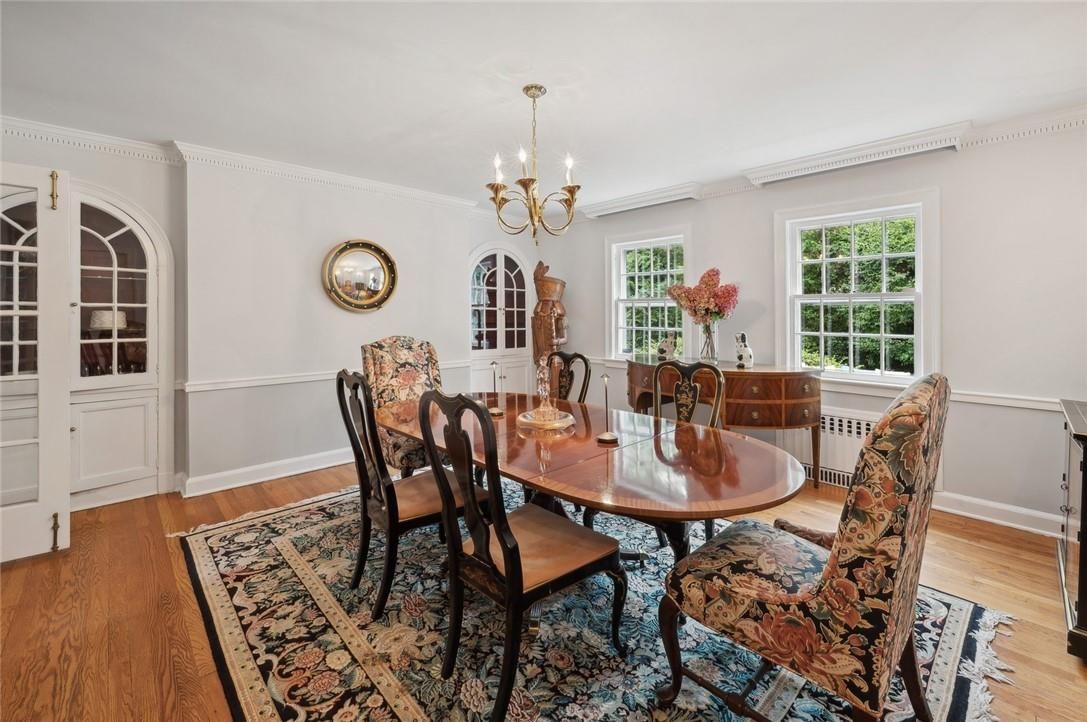 Chandelier, Dining room, Interior, Wood Texture Flooring