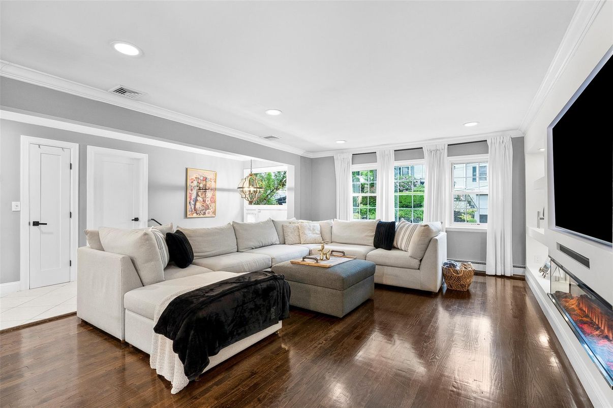 Fireplace, Interior, Living room, Recessed Lighting, Wood Texture Flooring
