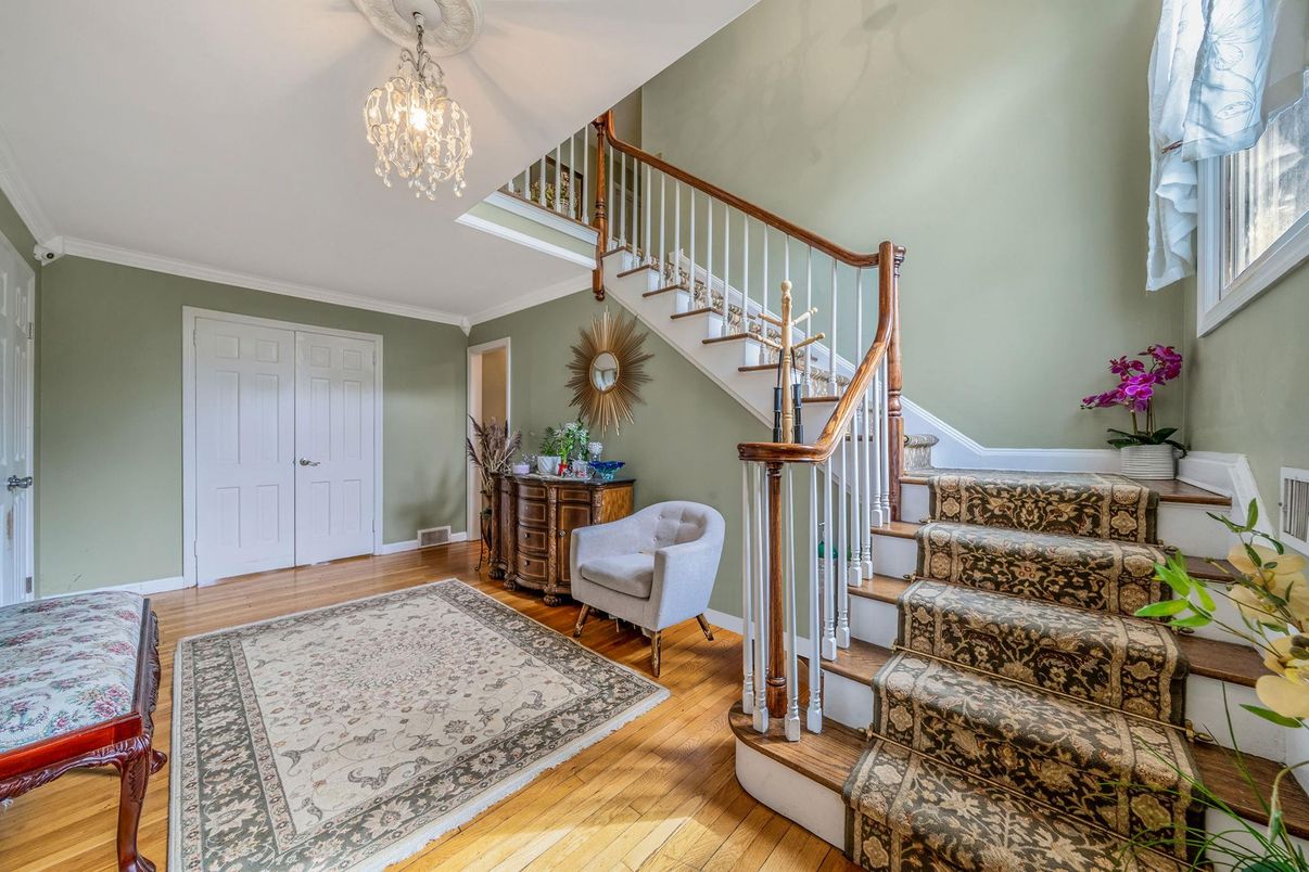 Chandelier, Interior, Wood Texture Flooring