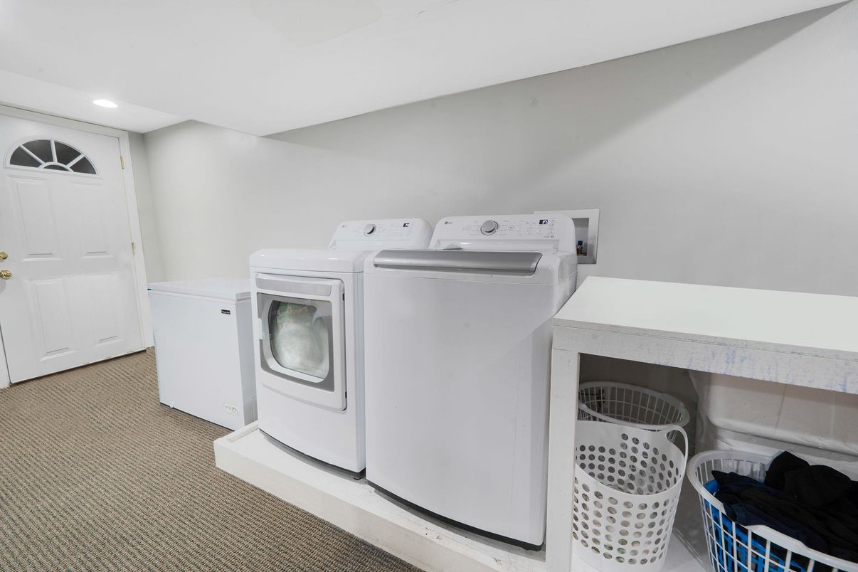 Interior, Recessed Lighting, Washer