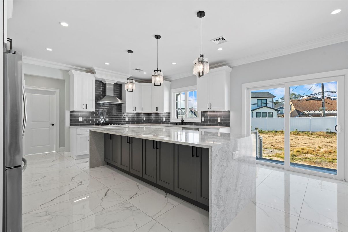 Interior, Kitchen, Marble, Pendant Lights, Recessed Lighting