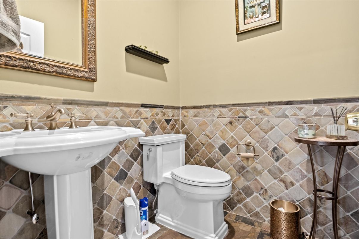 Bathroom, Interior