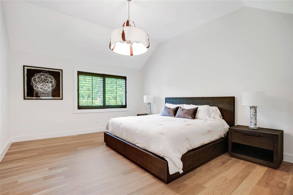 Bedroom, Interior, Pendant Lights, Wood Texture Flooring