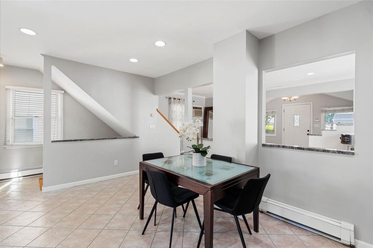 Chandelier, Dining room, Interior, Recessed Lighting