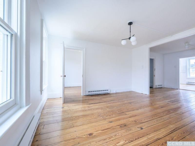 Empty room, Interior, Pendant Lights, Wood Texture Flooring