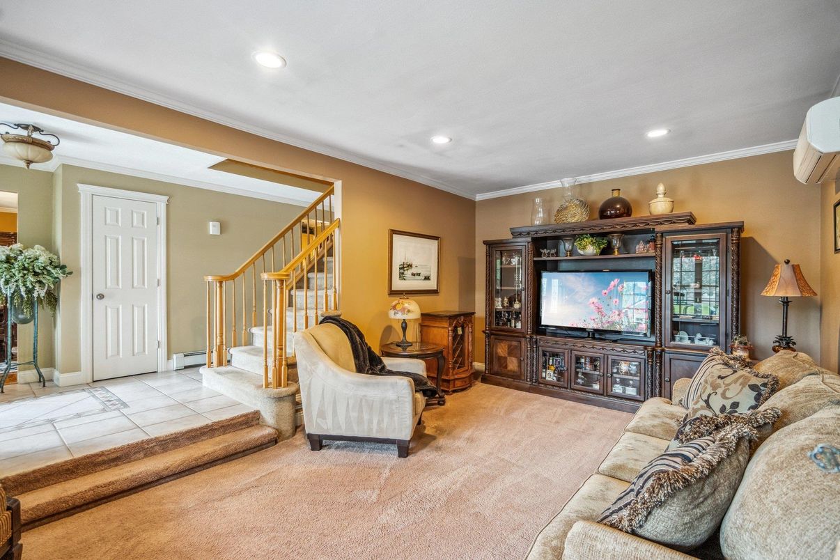 Interior, Living room, Recessed Lighting