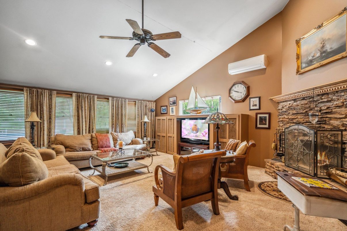 Fireplace, Interior, Living room, Recessed Lighting