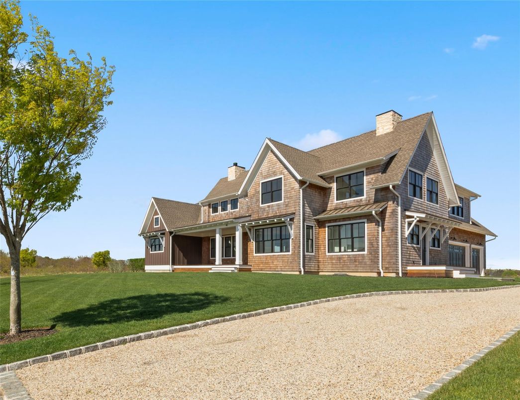 Backyard, Exterior, Facade, Brick Traditional
