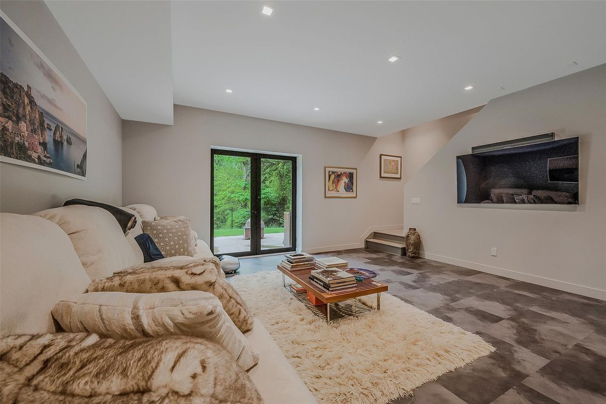 Interior, Living room, Recessed Lighting