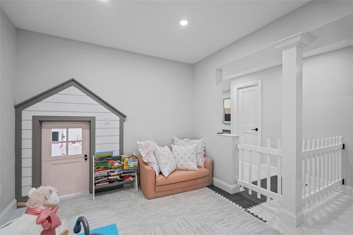 Interior, Recessed Lighting