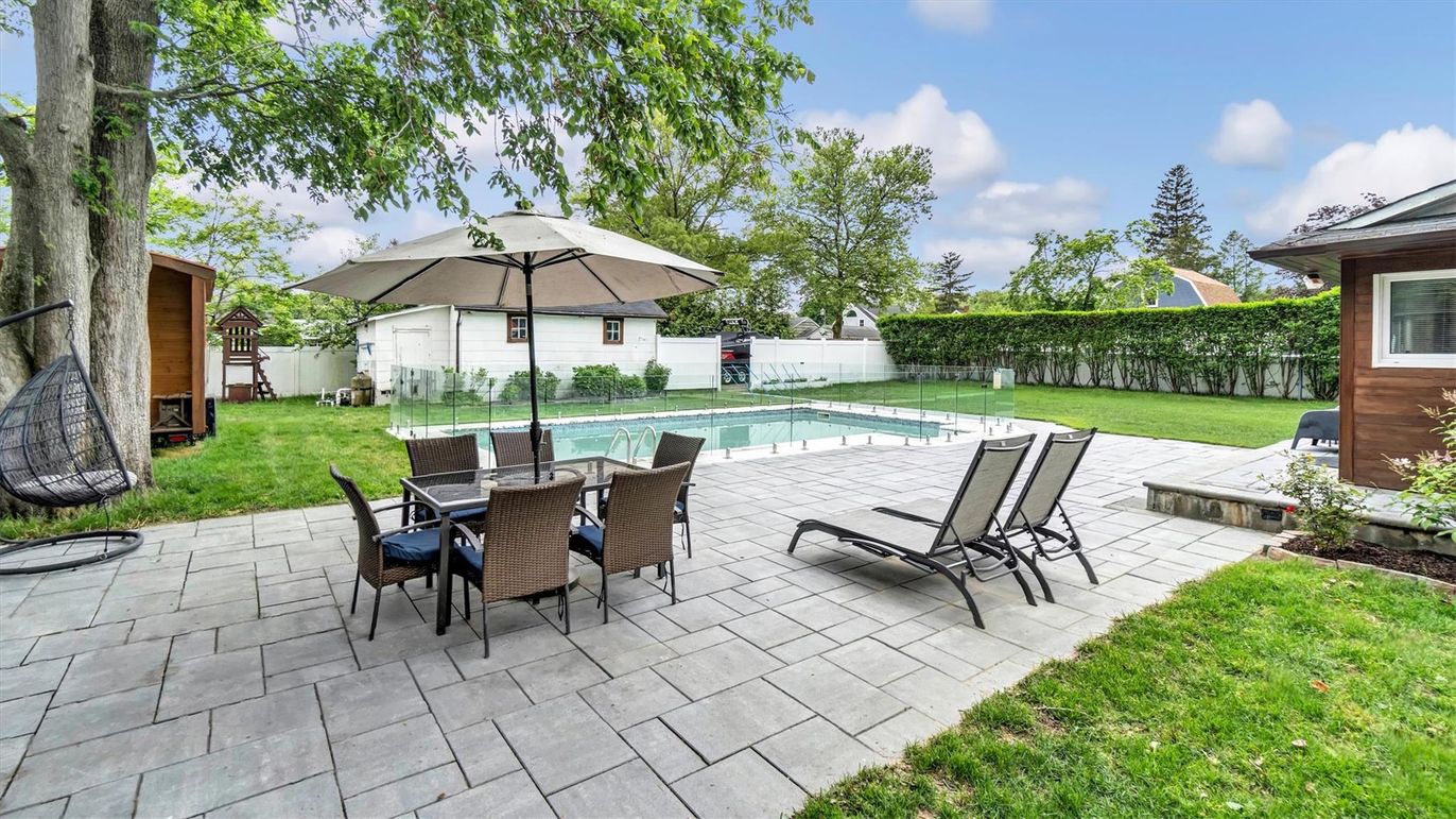 Backyard, Exterior, Pool