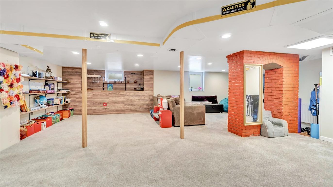 Interior, Recessed Lighting, Wooden Walls