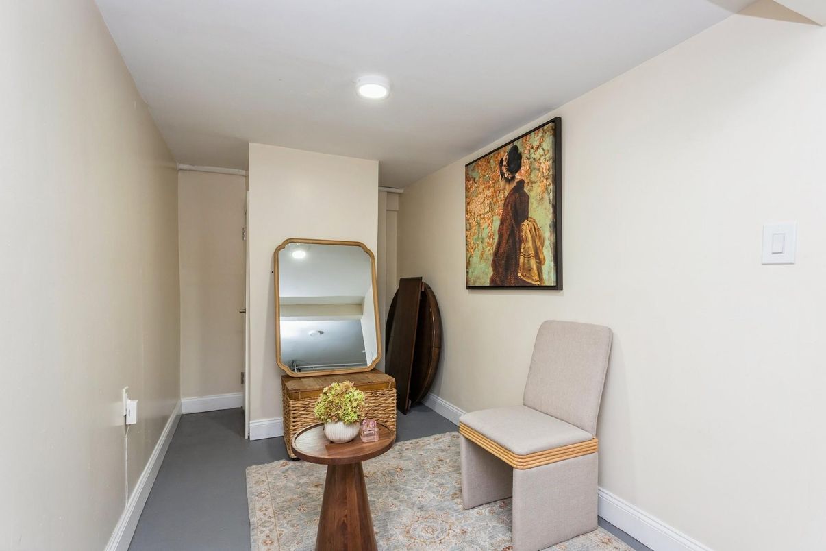 Interior, Recessed Lighting
