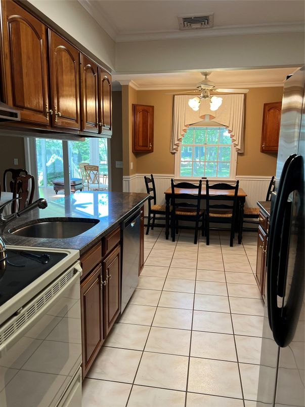 Dining room, Interior, Kitchen