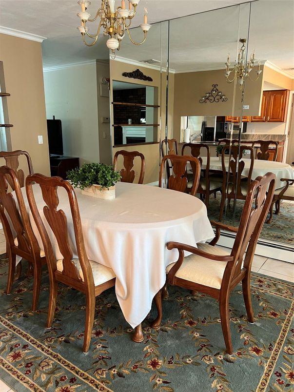 Chandelier, Dining room, Interior