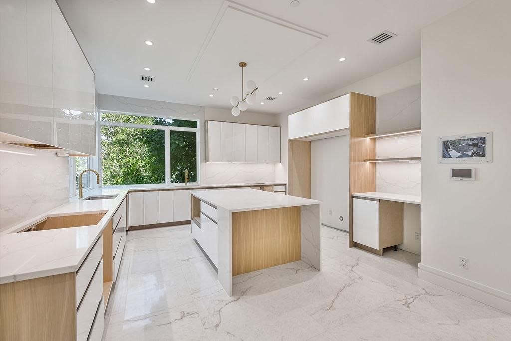 Interior, Kitchen, Marble, Marble Walls, Pendant Lights, Recessed Lighting
