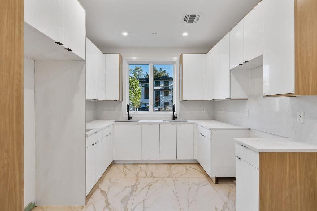 Interior, Kitchen, Marble, Recessed Lighting