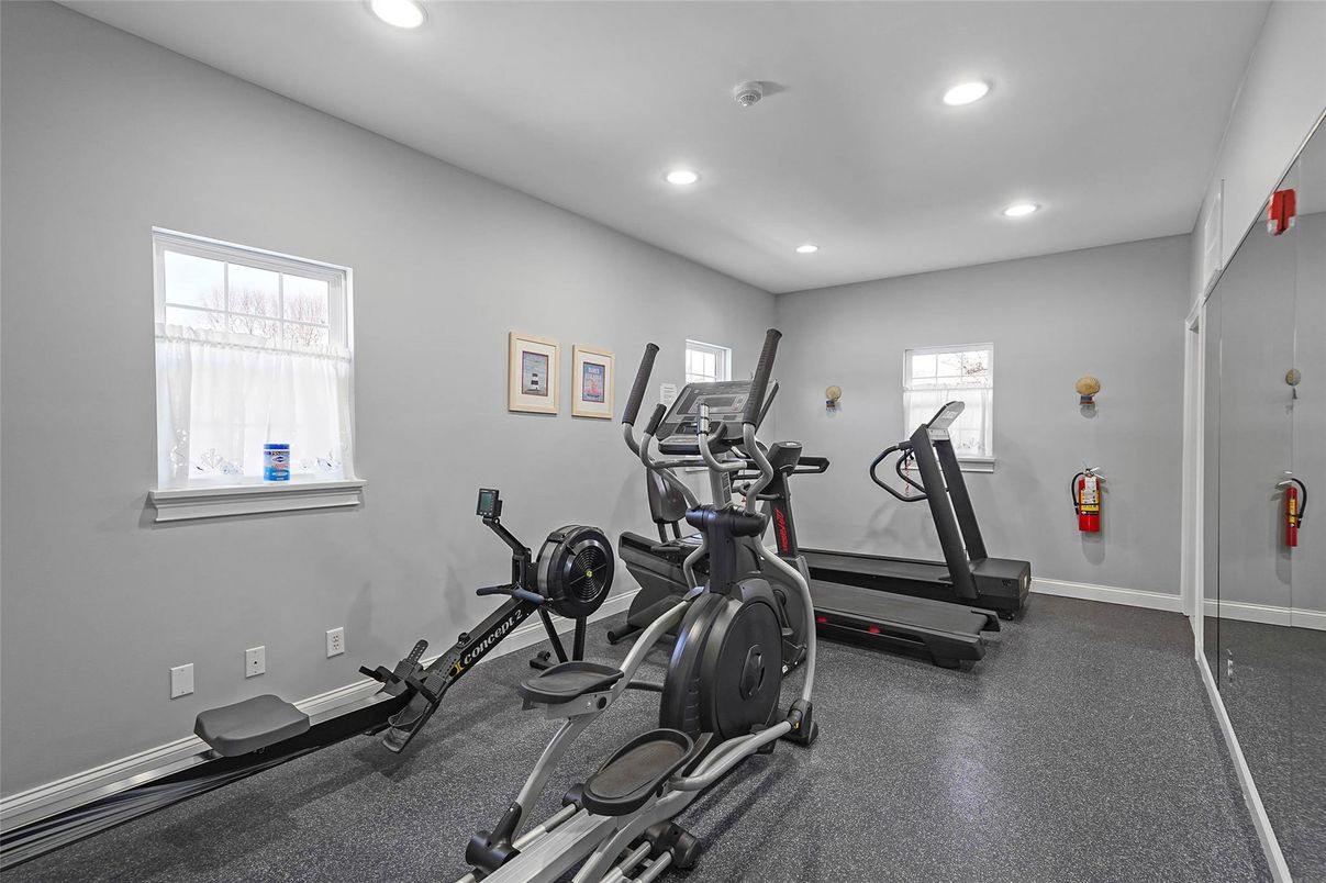 Fitness Equipment, Interior, Recessed Lighting