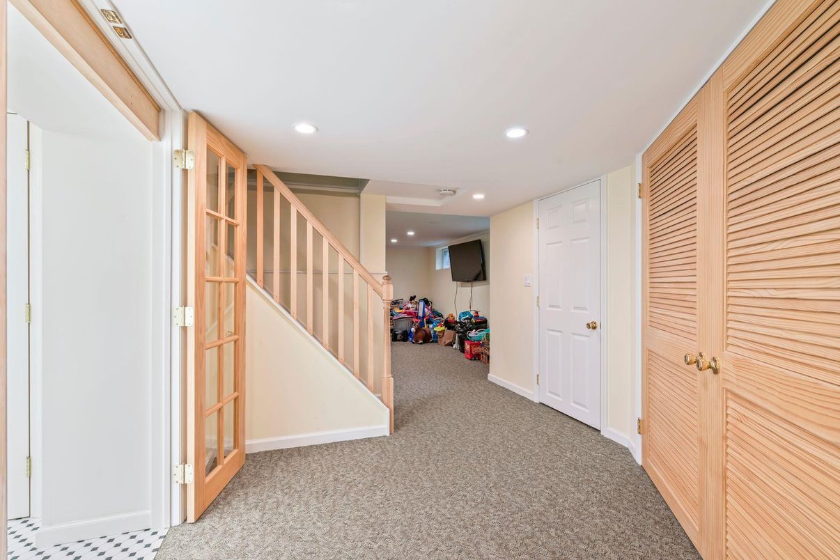 Interior, Recessed Lighting