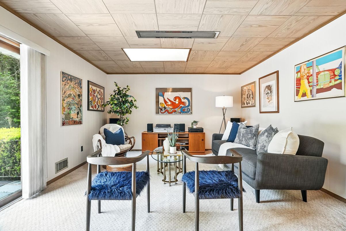 Interior, Living room