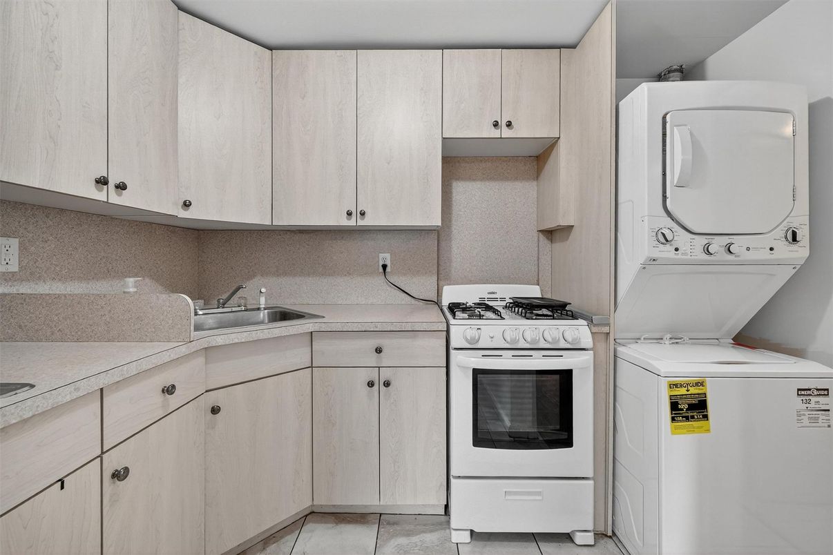 Interior, Kitchen, Washer