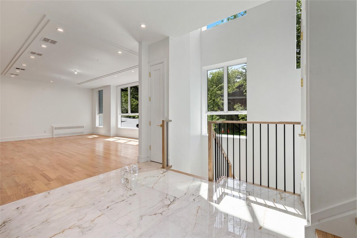 Empty room, Interior, Marble, Recessed Lighting, Wood Texture Flooring