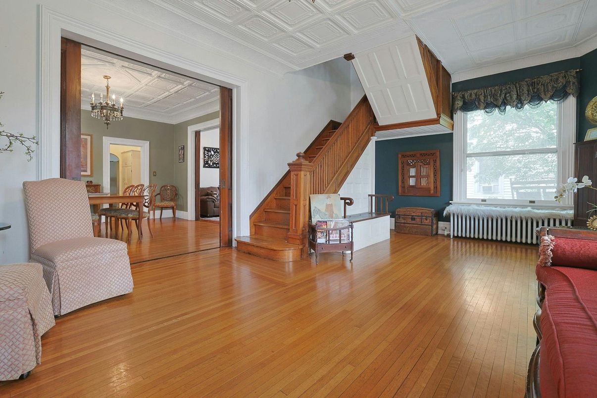 Chandelier, Dining room, Interior, Wood Texture Flooring