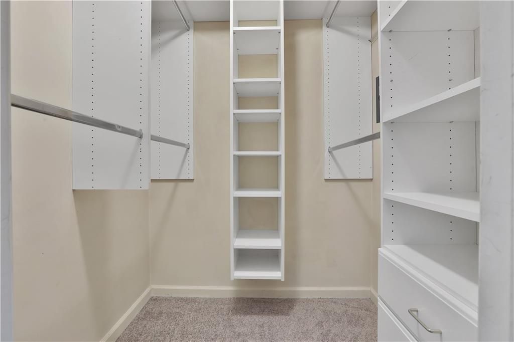 Interior, Walk-in Closets