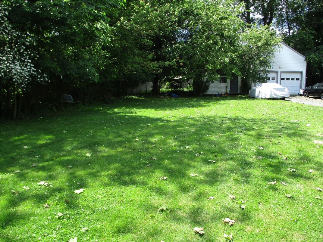 Backyard, Detached Garage, Exterior