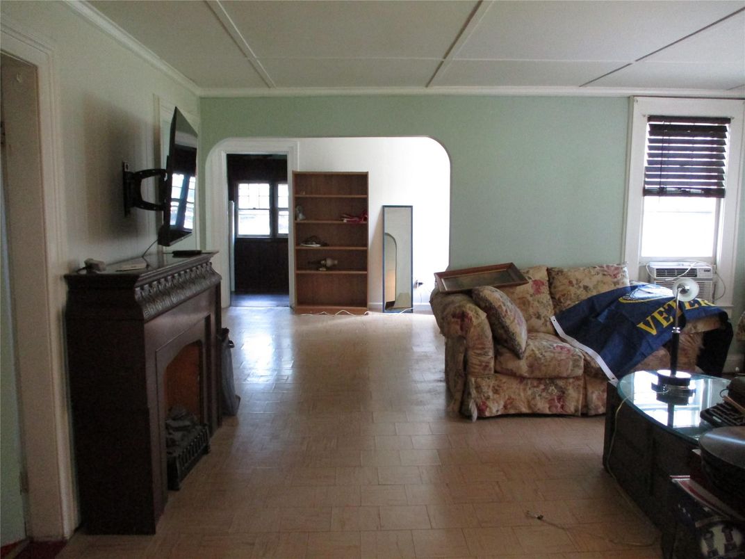 Fireplace, Interior
