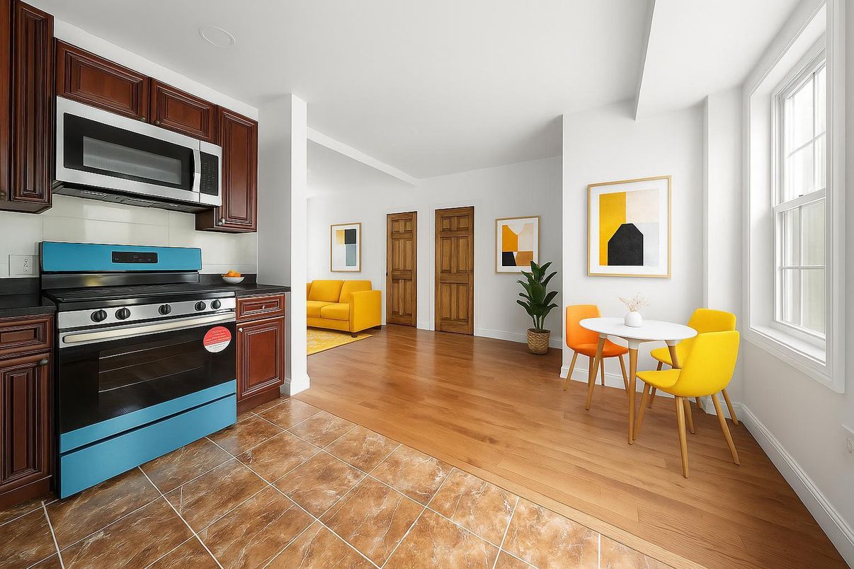 Dining room, Interior, Kitchen, Stainless Steel Appliances, Wood Texture Flooring