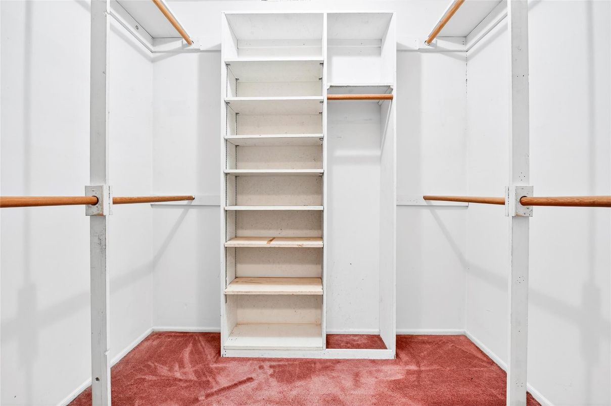 Interior, Walk-in Closets
