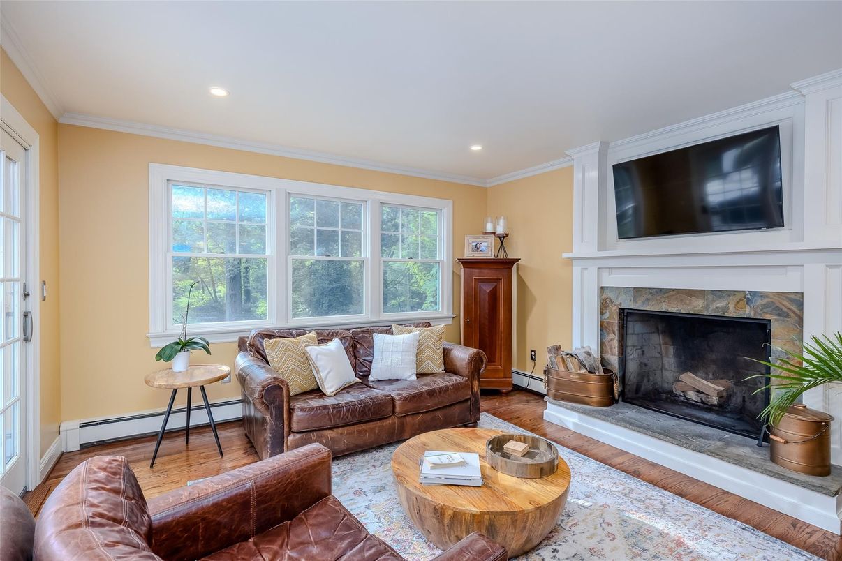 Fireplace, Interior, Living room, Recessed Lighting, Wood Texture Flooring