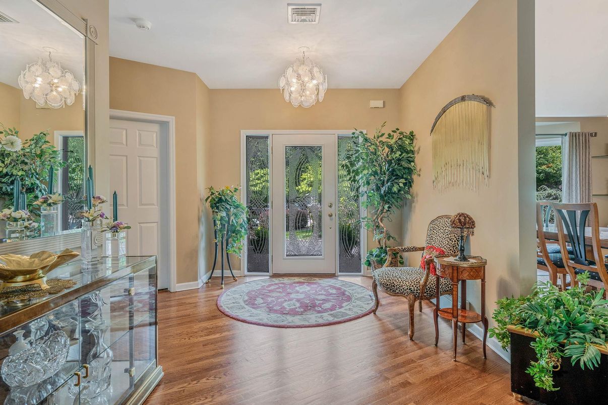 Chandelier, Interior, Wood Texture Flooring