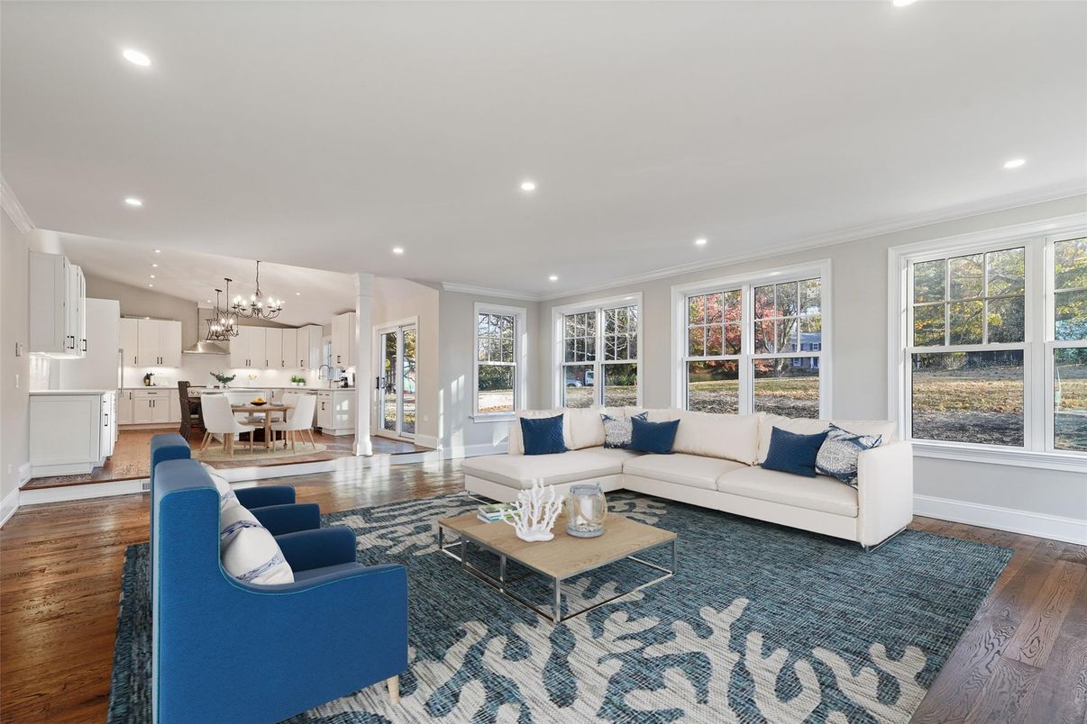 Chandelier, Dining room, Interior, Kitchen, Living room, Pendant Lights, Recessed Lighting, Wood Texture Flooring