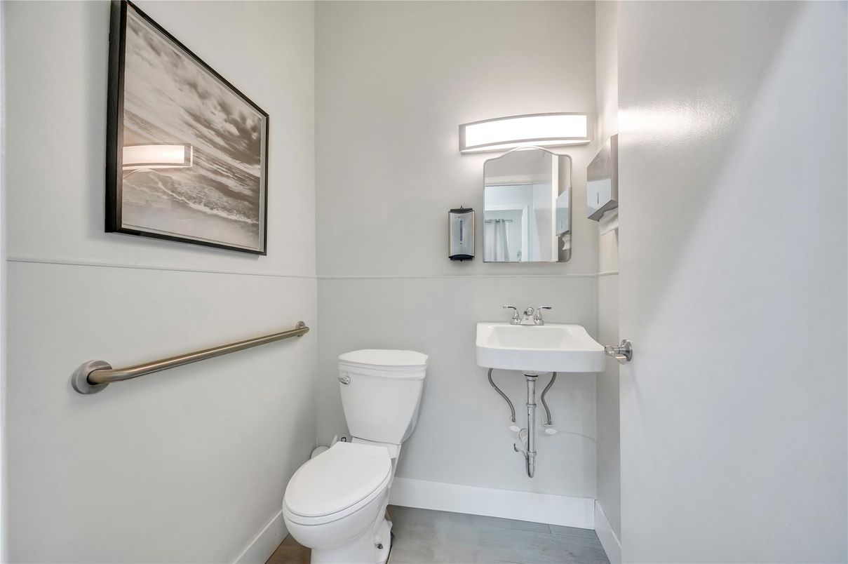 DE Listing image placeholder