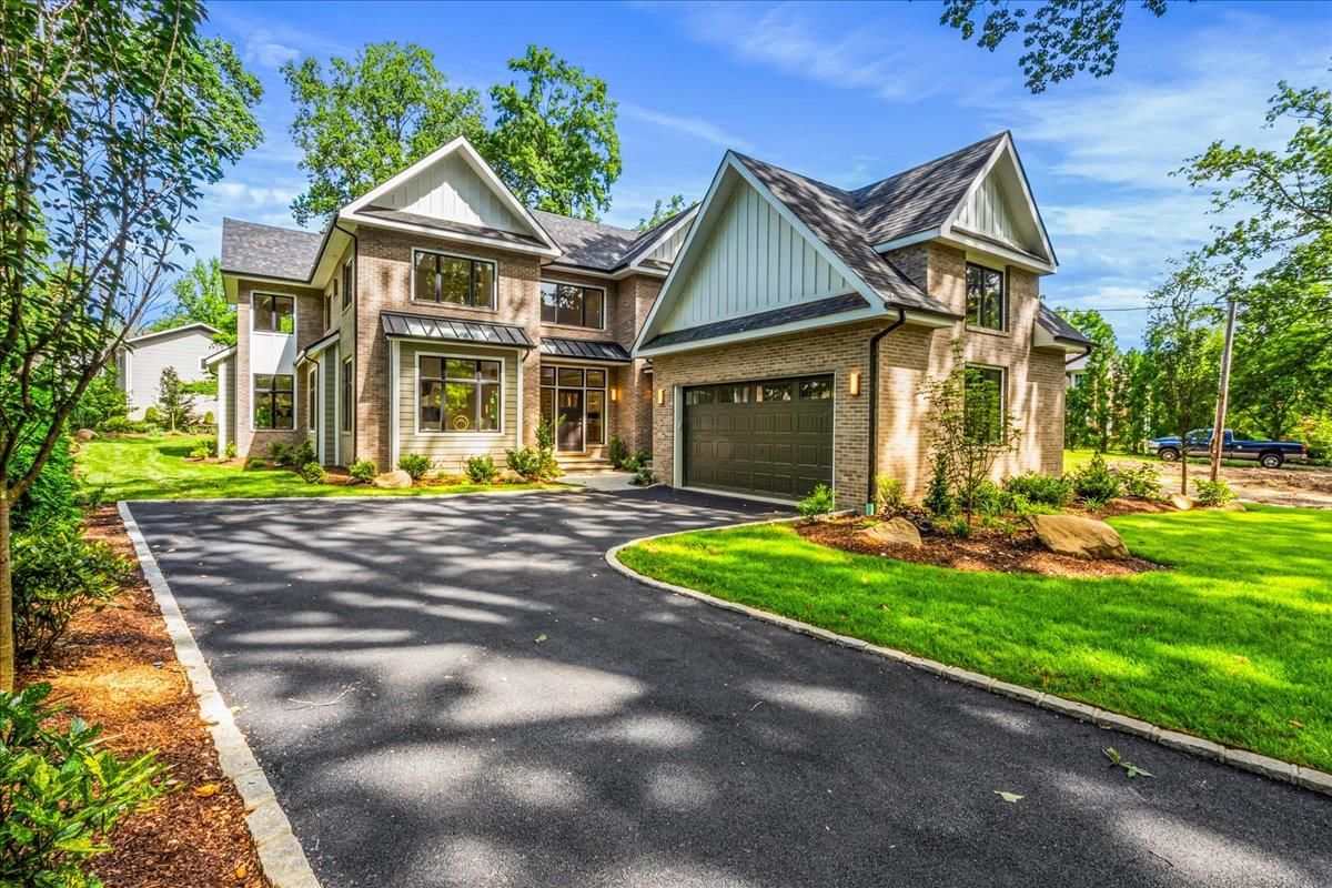 Attached, Exterior, Facade, Tudor Revival