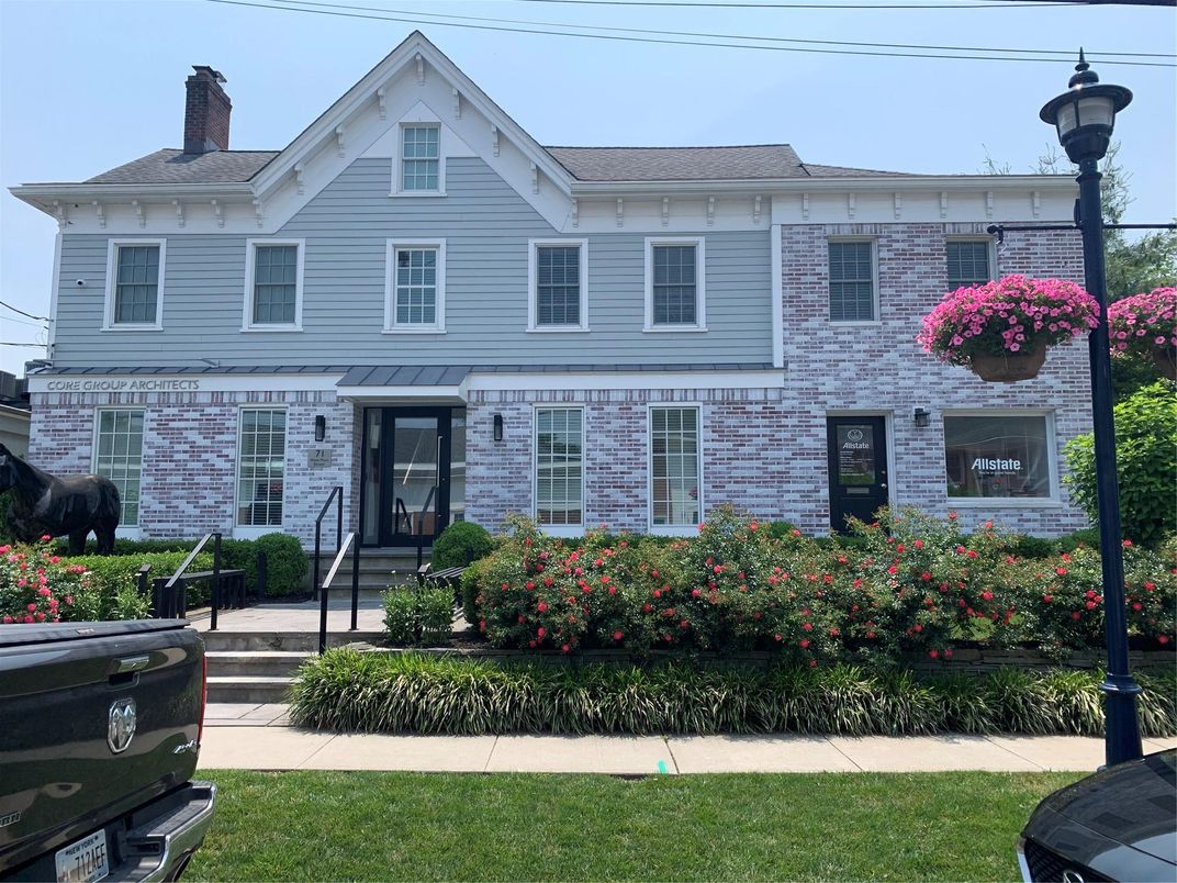 Exterior, Facade, Brick Facade, Georgian