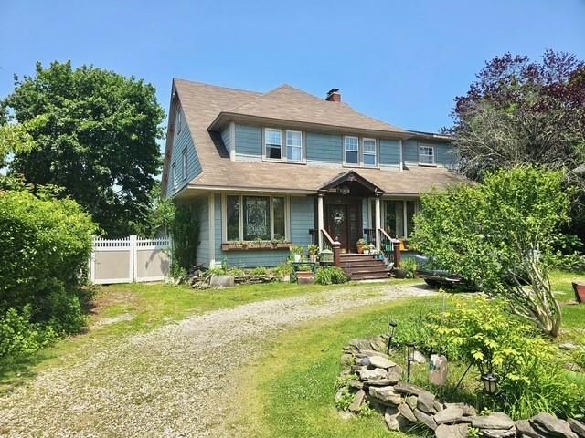 Backyard, Exterior, Facade, Georgian