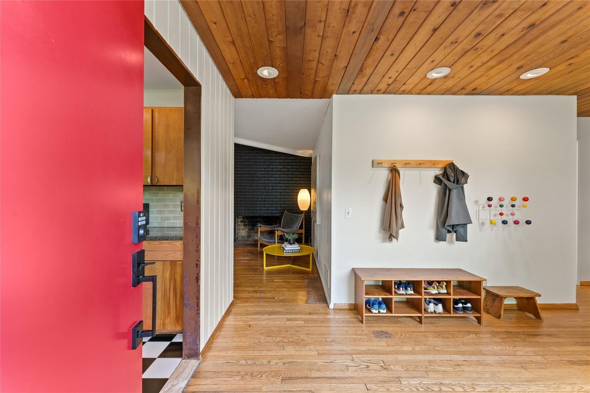 Interior, Recessed Lighting, Wooden Ceilings, Wood Texture Flooring