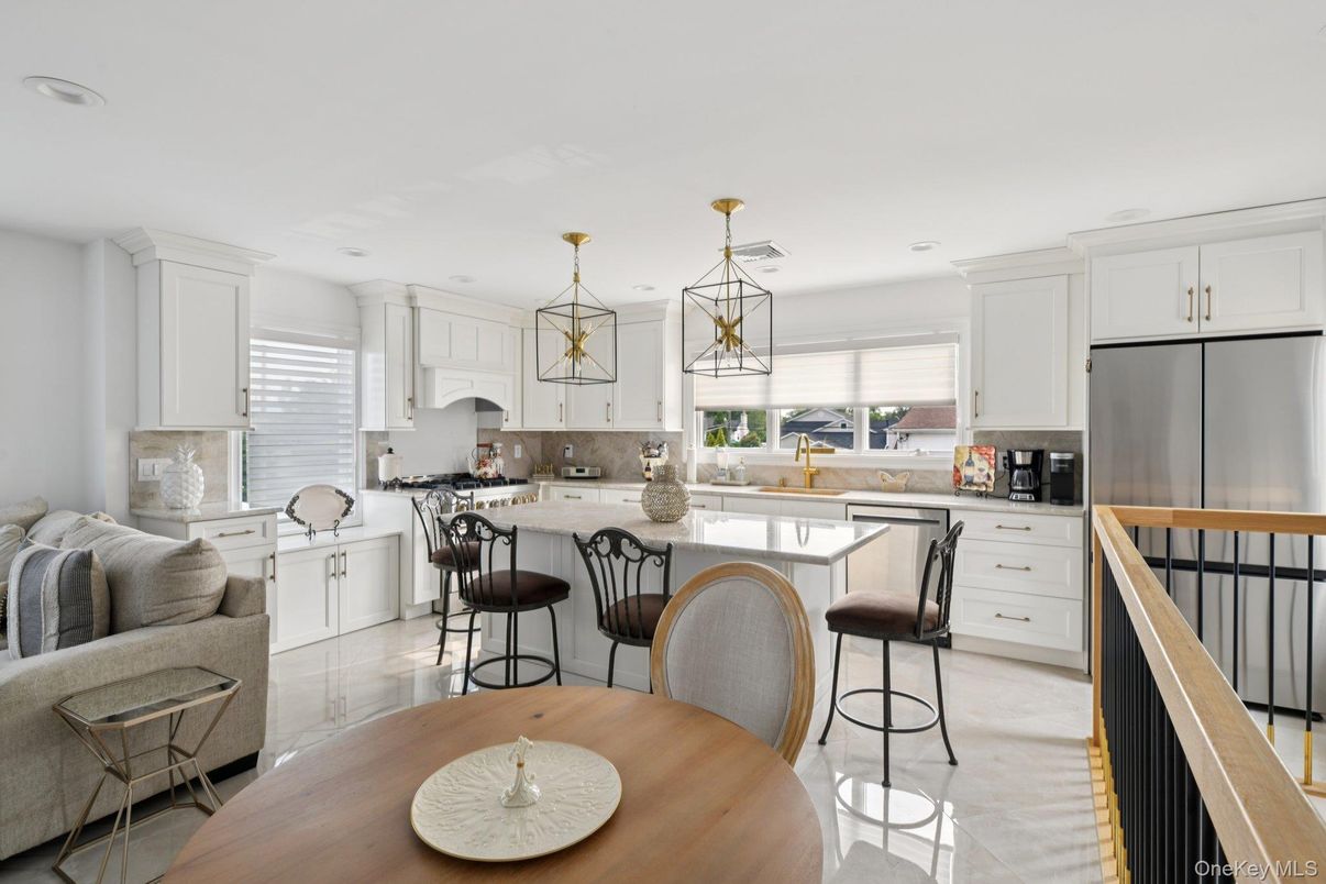 Interior, Kitchen, Pendant Lights, Recessed Lighting, Stainless Steel Appliances