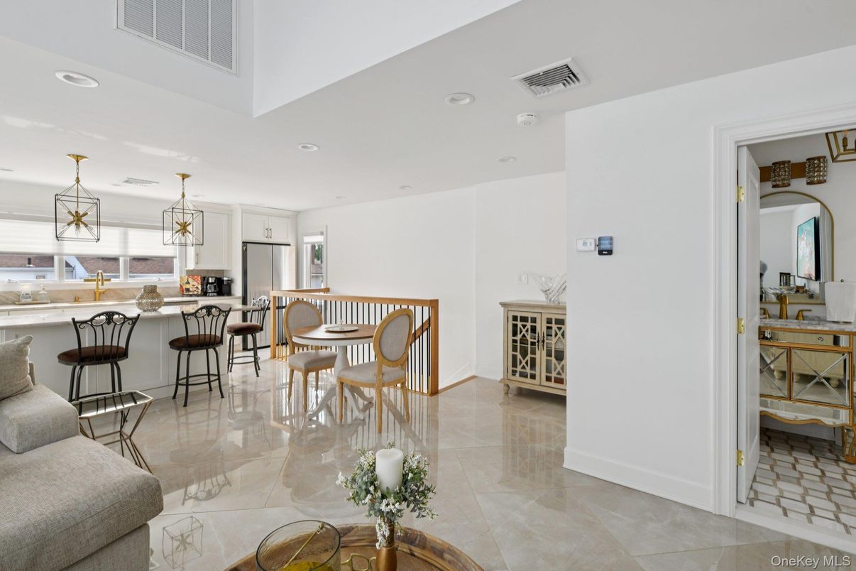 Dining room, Interior, Kitchen, Pendant Lights, Recessed Lighting