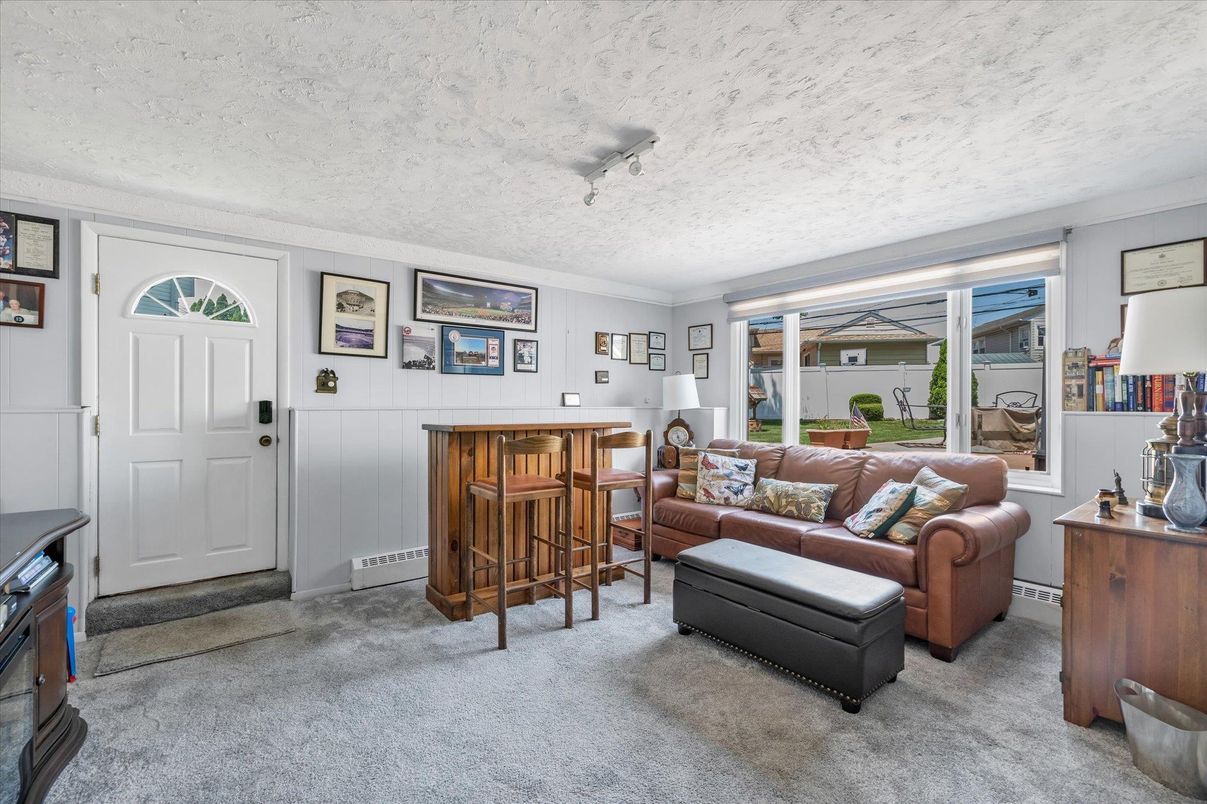 Interior, Living room