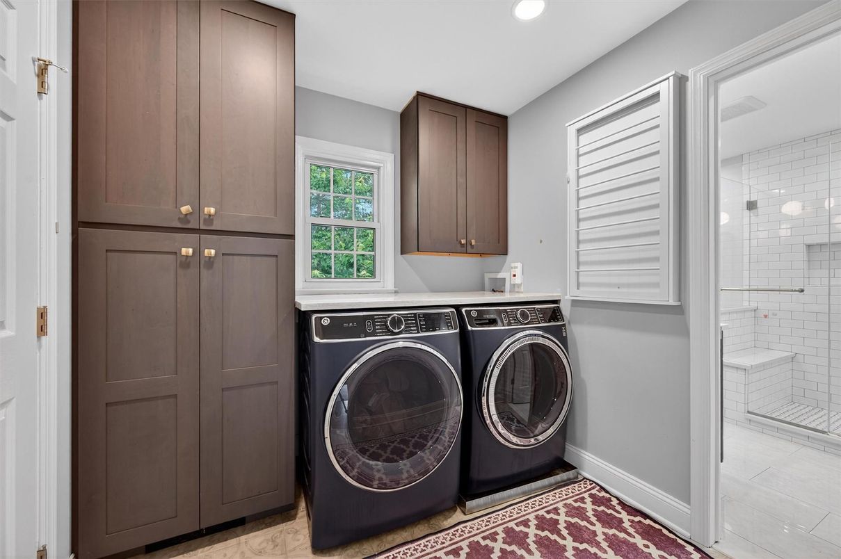 Interior, Recessed Lighting, Washer